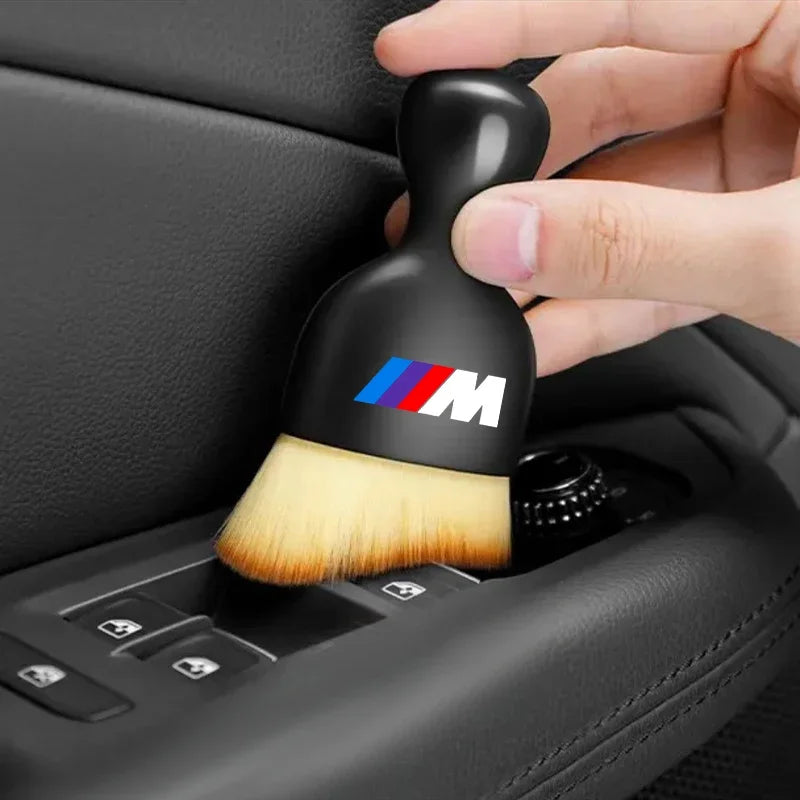 Miękka szczotka do czyszczenia wnętrza BMW